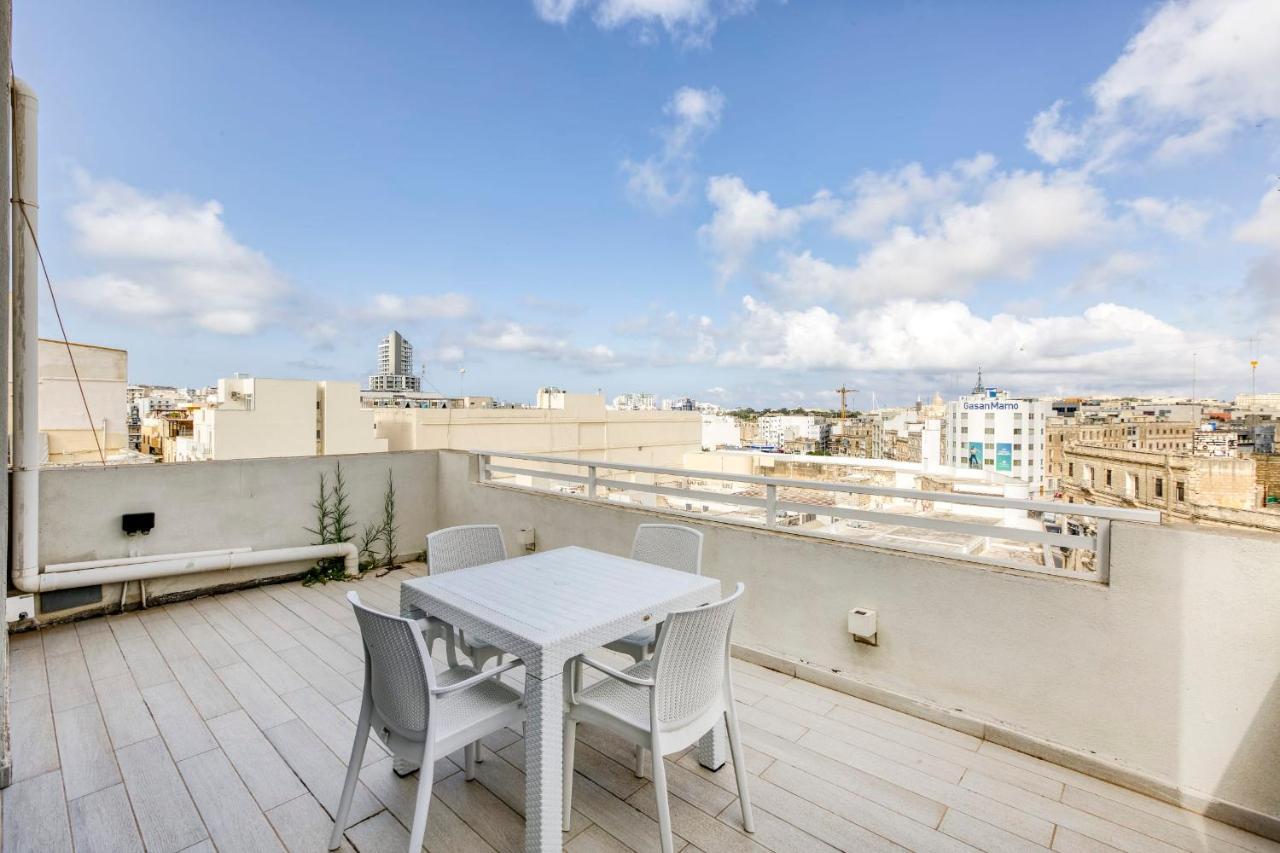 Gzira Penthouse - Hosted By Sweetstay Exterior photo