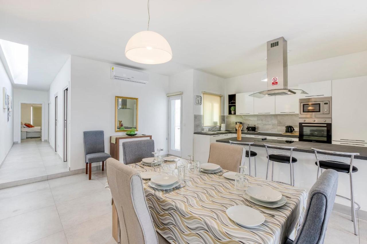 Gzira Penthouse - Hosted By Sweetstay Exterior photo